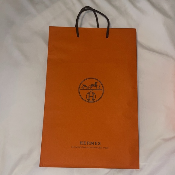 Hermes shoebox, bag, and ribbon - Picture 3 of 5